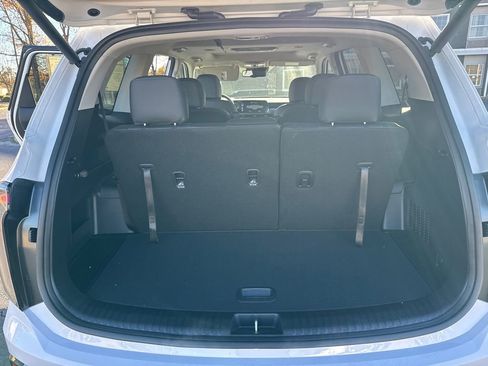 New 2025 Kia Telluride EX w/ EX Captain's Chair Package image 18