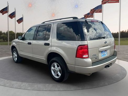 Used 2004 Ford Explorer Sport XLT RWD image 5
