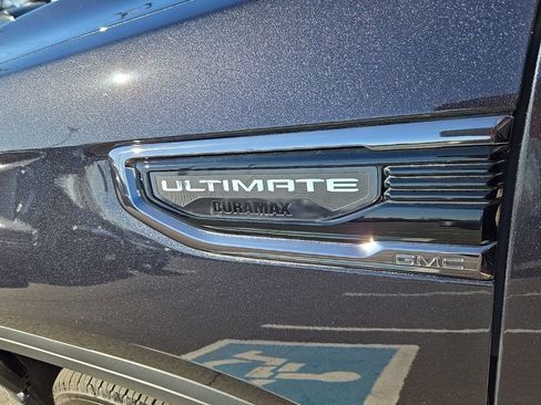 Used 2025 GMC Sierra 1500 Denali Ultimate image 9