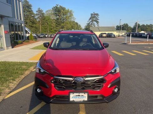 Used 2024 Subaru Crosstrek 2.0i Premium AWD/4WD image 2