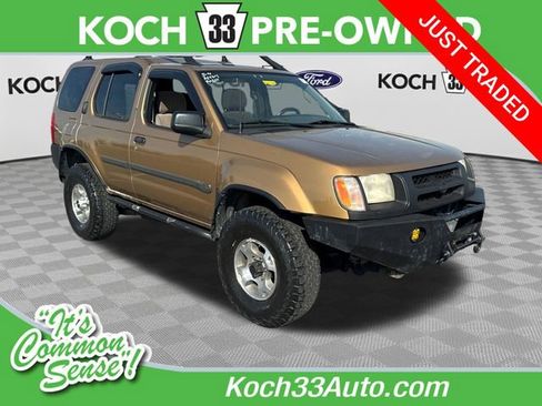 Used 2000 Nissan Xterra XE AWD/4WD image 1