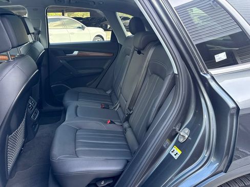 Used 2023 Audi Q5 2.0T Premium Plus w/ Premium Plus Package AWD/4WD image 14