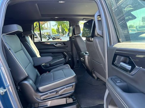 Used 2026 GMC Yukon XL Elevation w/ Elevation Premium Package AWD/4WD image 28