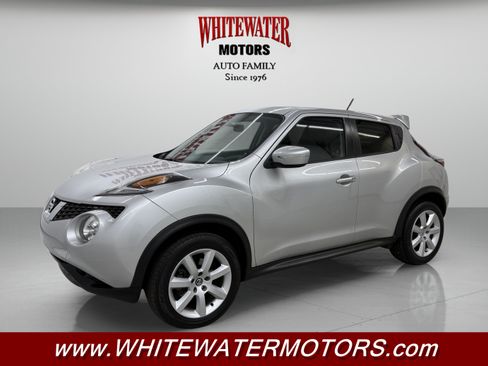 Used 2017 Nissan Juke SV FWD image 1
