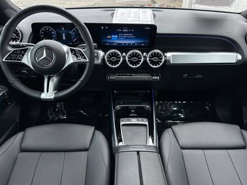 Certified 2026 Mercedes-Benz GLB 250 4MATIC image 17
