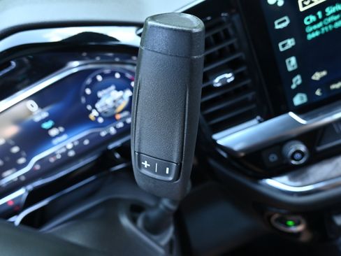 Used 2024 Chevrolet Silverado 2500 LTZ w/ LTZ Plus Package image 30