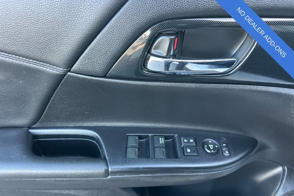Used 2015 Honda Accord Sport image 11