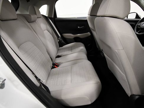 Certified 2024 Honda HR-V LX image 16