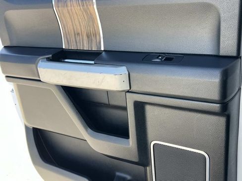 Used 2019 Ford F150 Lariat AWD/4WD image 19