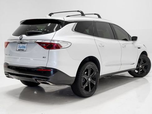 Used 2023 Buick Enclave Essence w/ Experience Buick Package FWD image 32