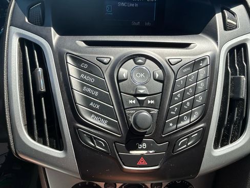Used 2012 Ford Focus SE FWD image 23