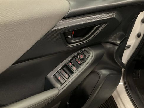 Used 2024 Subaru Crosstrek 2.0i Premium image 28