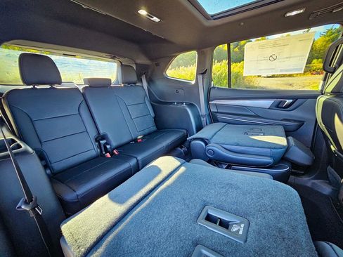 New 2026 Buick Enclave Sport Touring w/ Power Package image 43