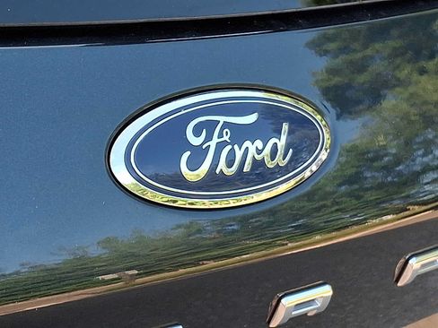 Used 2022 Ford Escape SEL w/ Technology Package AWD/4WD image 30