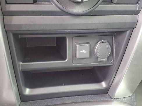 Used 2021 Toyota 4Runner SR5 Premium w/ Moonroof Package RWD image 31