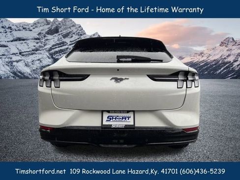 New 2022 Ford Mustang Mach-E Premium image 5