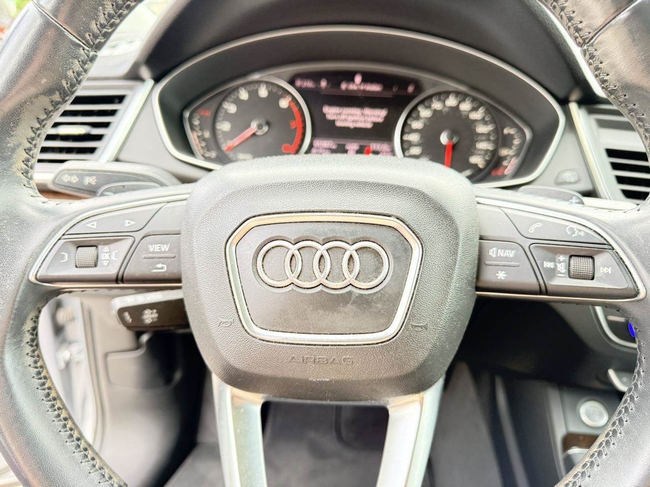 Used 2019 Audi Q5 2.0T Premium w/ Convenience Package AWD/4WD image 16