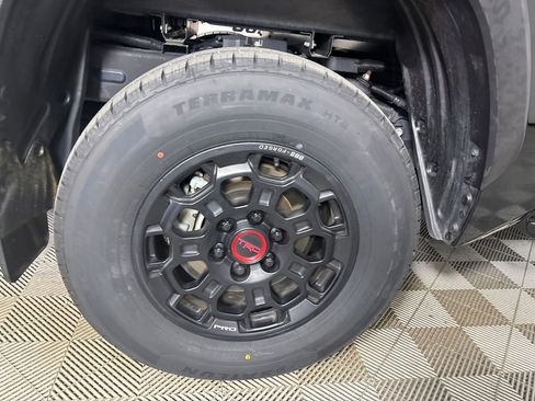 Used 2024 Toyota Tundra TRD Pro AWD/4WD image 31