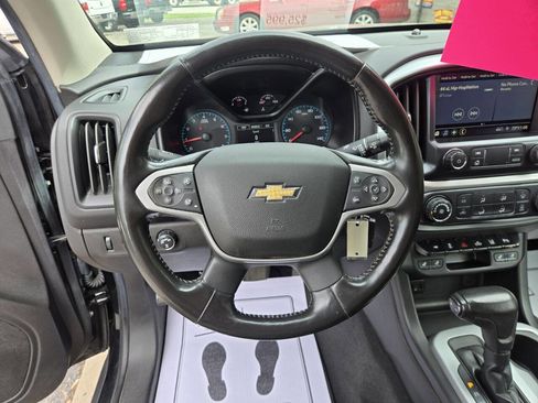 Used 2021 Chevrolet Colorado LT w/ Safety Package image 12