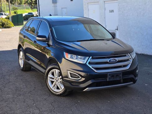 Used 2017 Ford Edge SEL image 3
