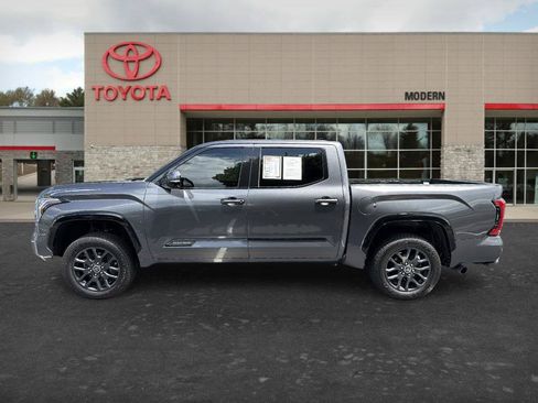 Used 2023 Toyota Tundra Platinum AWD/4WD image 9