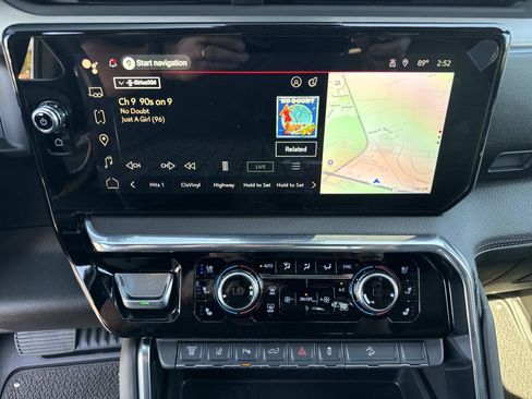 New 2026 GMC Sierra 2500 Denali w/ Denali Reserve Package AWD/4WD image 29
