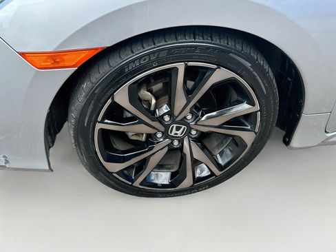 Used 2021 Honda Civic Sport image 11