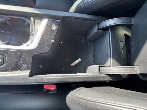 Certified 2023 Volvo XC60 B5 Core w/ Climate Package image 30