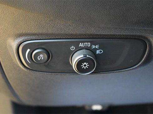 Certified 2024 Chevrolet Equinox LT image 25