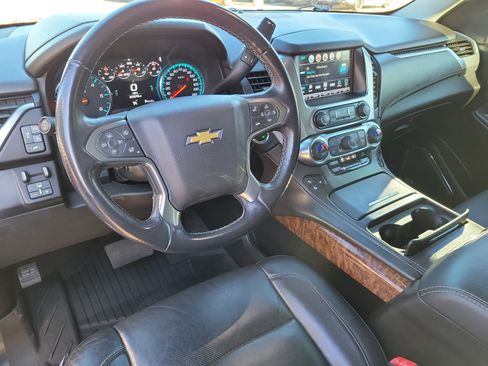 Used 2019 Chevrolet Tahoe Premier image 2