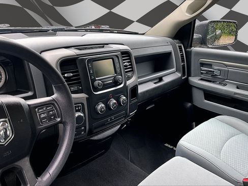 Used 2019 RAM 1500 Tradesman w/ Chrome Plus Package AWD/4WD image 6