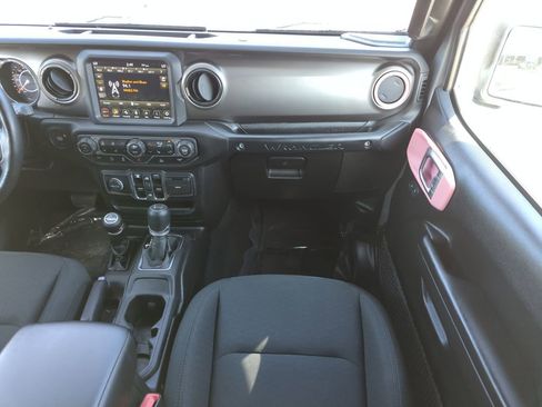 Used 2021 Jeep Wrangler Unlimited Sport w/ Sun And Sound Package AWD/4WD image 31