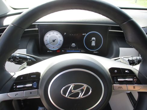 Used 2022 Hyundai Tucson Limited w/ Cargo Package FWD image 19