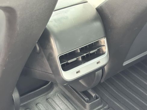 Used 2019 Tesla Model 3 Long Range image 30