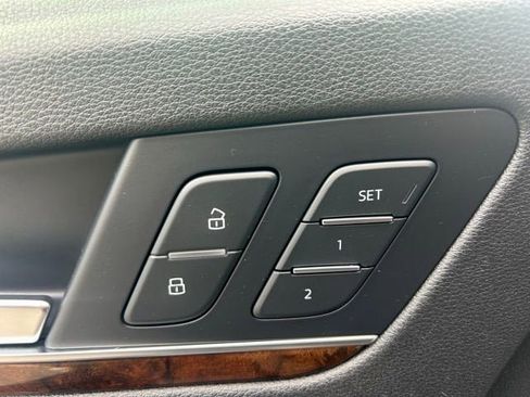 Used 2018 Audi Q5 2.0T Premium AWD/4WD image 15