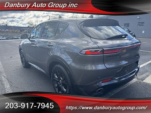 Used 2024 Dodge Hornet R/T Plus w/ R/T Blacktop Package AWD/4WD image 4