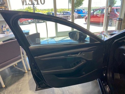 Used 2020 MAZDA MAZDA3 Sedan w/ Premium Package FWD image 12