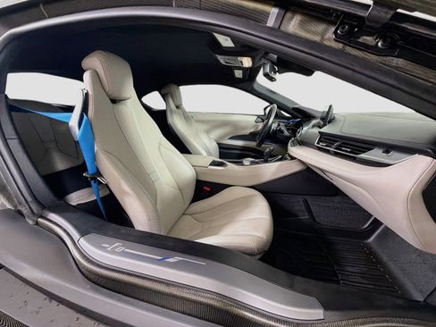 Used 2015 BMW i8 AWD/4WD image 28