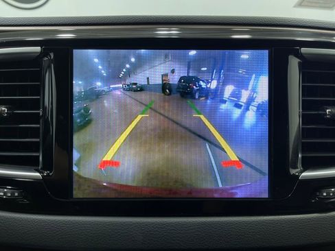 Used 2017 Chrysler Pacifica Touring-L Plus image 11