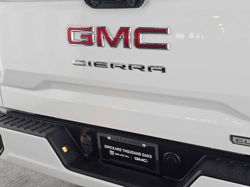 Used 2025 GMC Sierra 1500 Elevation w/ Preferred Package AWD/4WD image 15