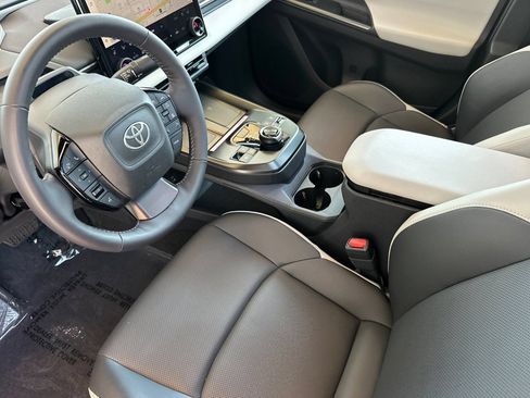 Used 2026 Toyota bZ AWD/4WD image 11