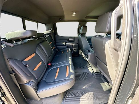 Used 2020 GMC Sierra 1500 AT4 w/ AT4 Premium Package image 28