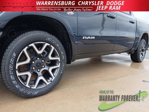 New 2026 RAM 1500 Laramie w/ Sport Appearance Package AWD/4WD image 34