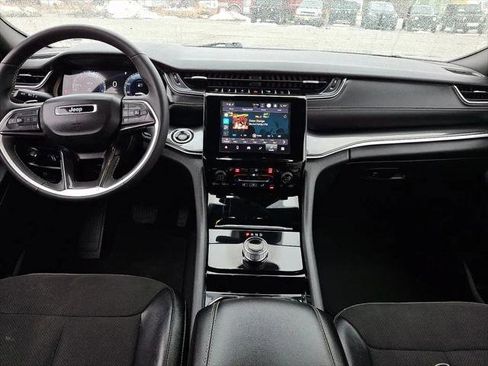 Certified 2023 Jeep Grand Cherokee L Laredo AWD/4WD image 16