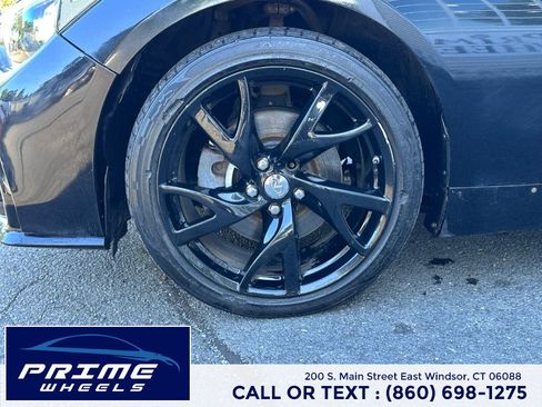 Used 2016 INFINITI Q50 Premium RWD image 22