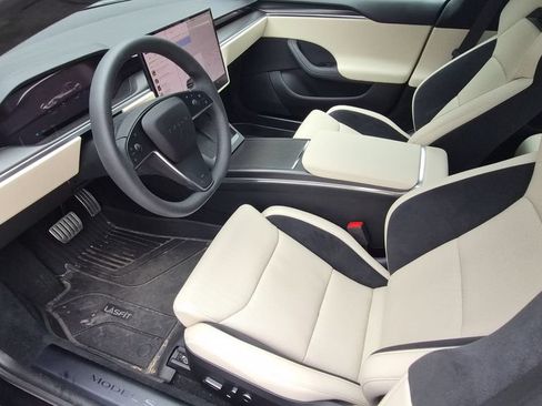 Used 2025 Tesla Model S Plaid AWD/4WD image 3