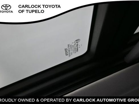 Used 2024 Toyota Tundra Limited AWD/4WD image 30