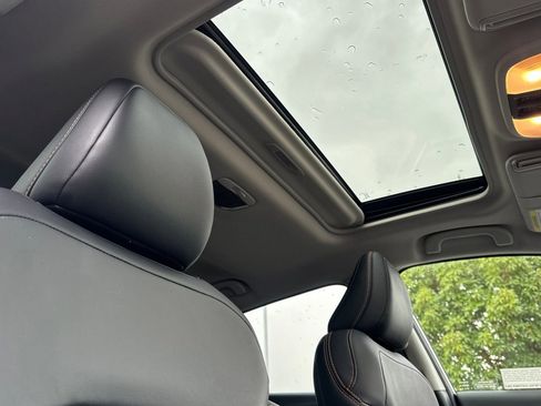 Certified 2025 Subaru Crosstrek 2.5i Limited w/ Crosstrek Mirror Package image 20