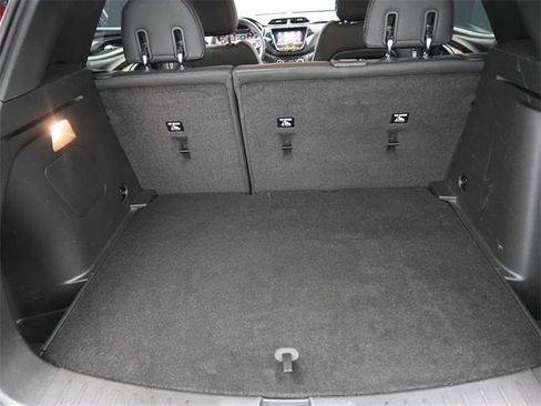 Used 2023 Chevrolet TrailBlazer RS w/ Convenience Package image 25