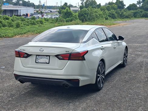 Used 2022 Nissan Altima 2.5 SR FWD image 3